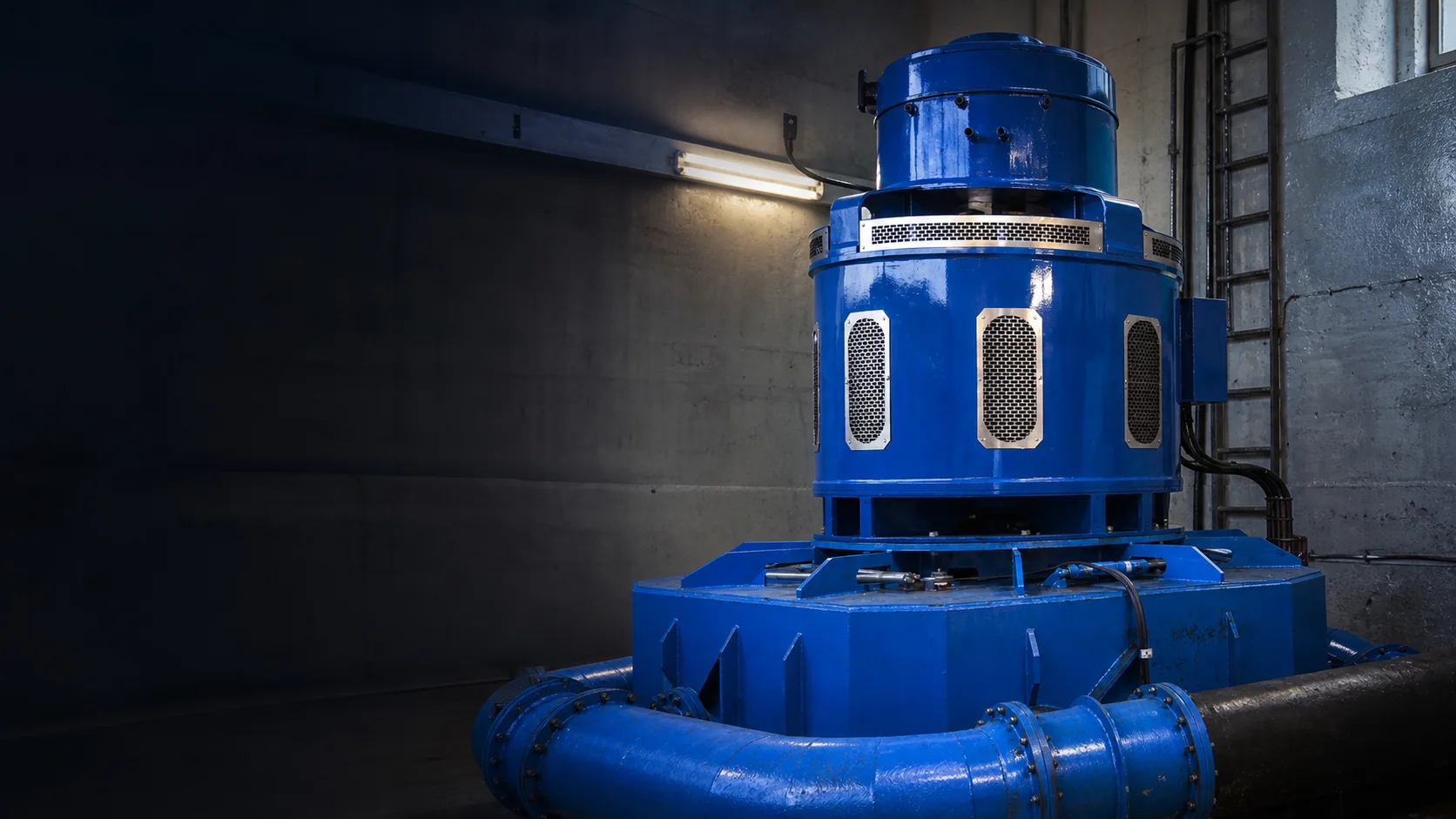 Alternateur hydroélectrique importé installé en centrale